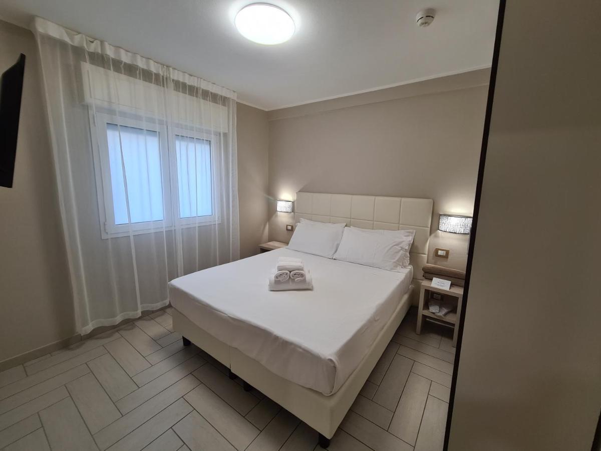 Nero D'Avorio Apartments Ріміні Екстер'єр фото