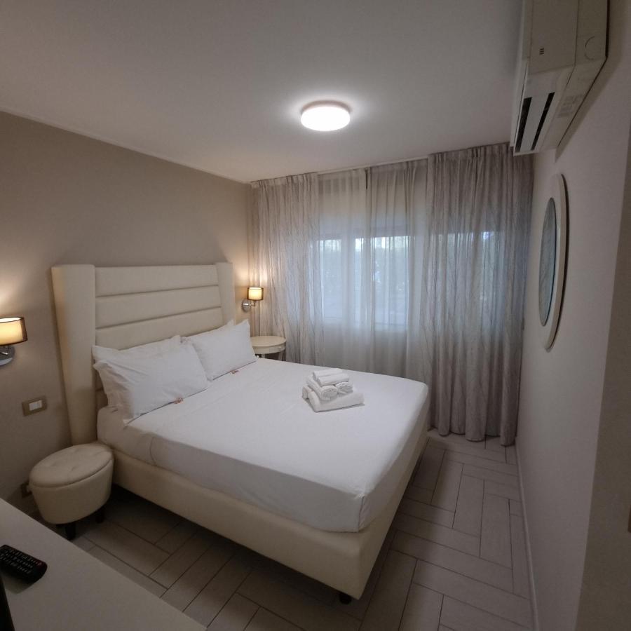 Nero D'Avorio Apartments Ріміні Екстер'єр фото