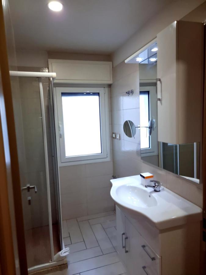Nero D'Avorio Apartments Ріміні Екстер'єр фото
