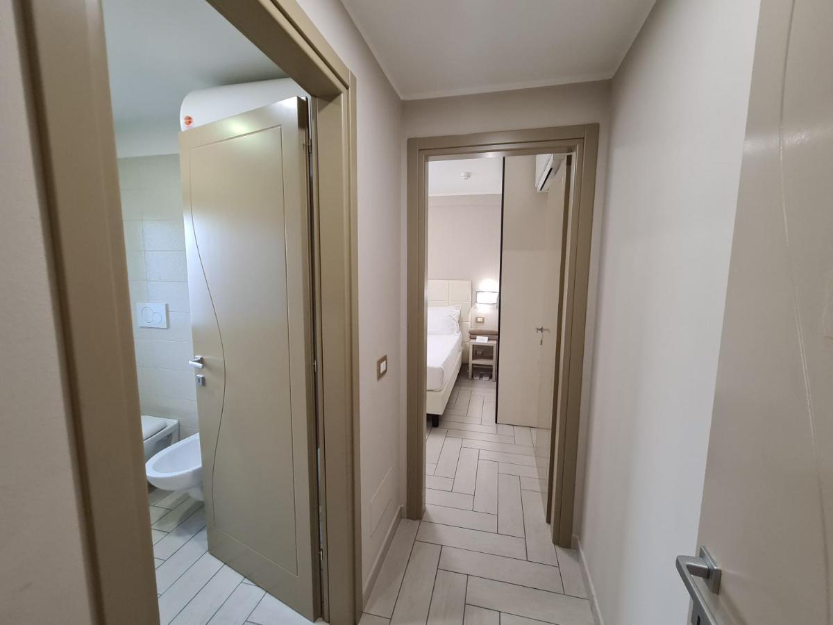 Nero D'Avorio Apartments Ріміні Екстер'єр фото
