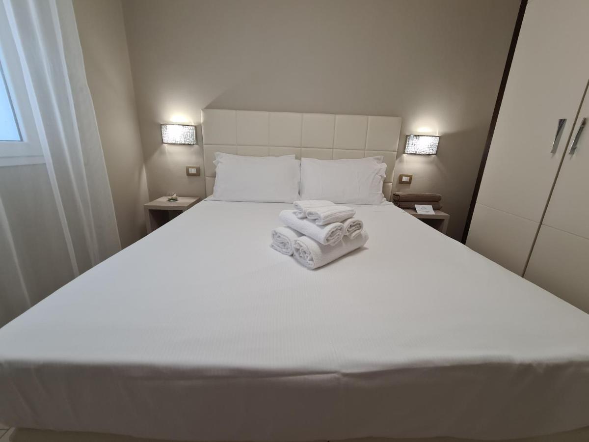 Nero D'Avorio Apartments Ріміні Екстер'єр фото