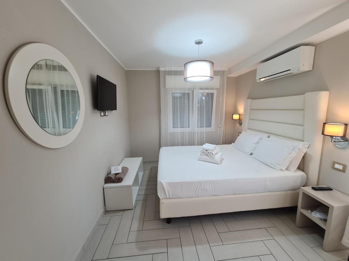 Nero D'Avorio Apartments Ріміні Екстер'єр фото